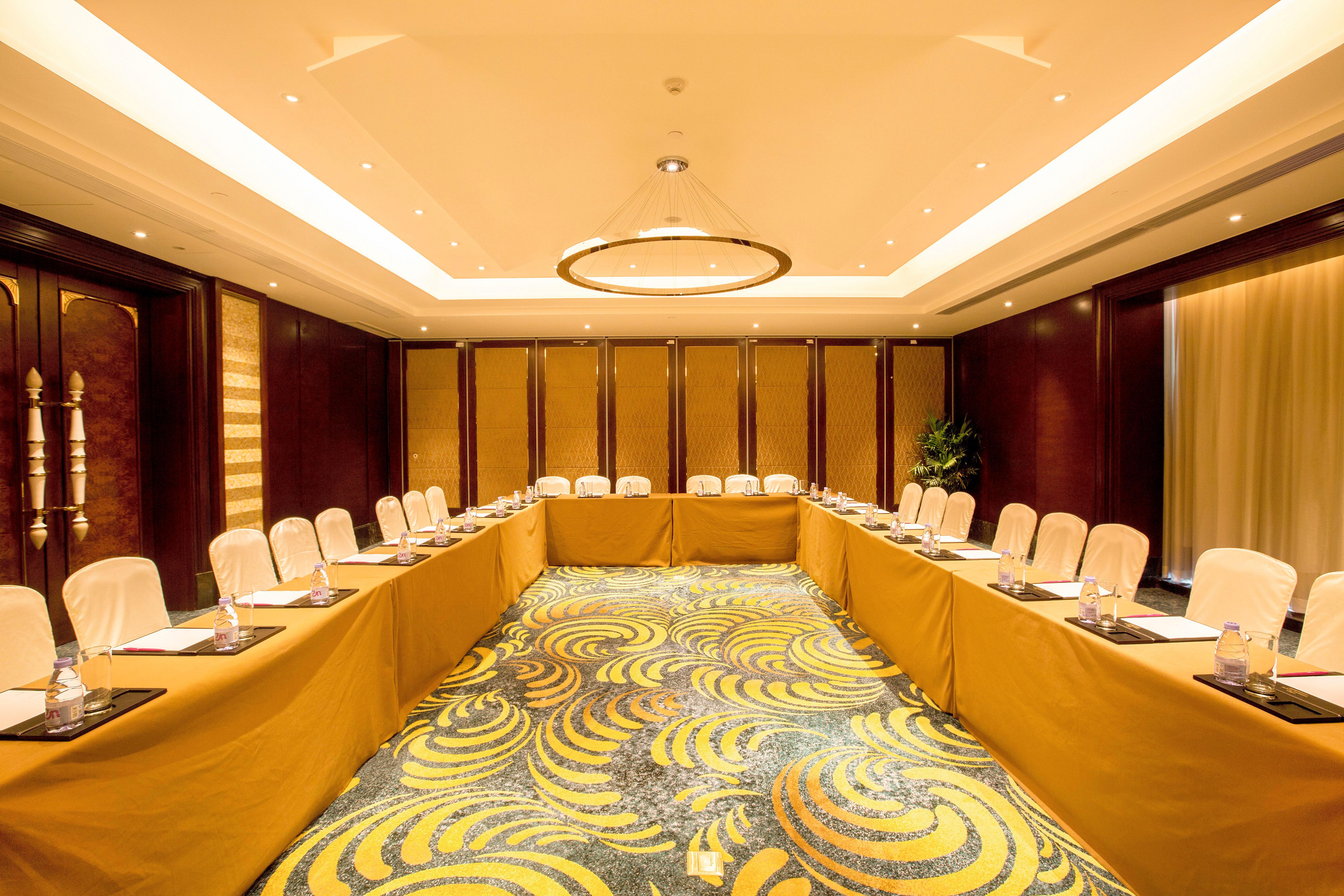 Crowne Plaza Guangzhou Zengcheng By Ihg- Canton Fair Free Shuttle Bus Exterior photo